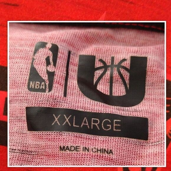 NBA CHICAGO BULLS TWO TONED RED & BLACK T-SHIRT SIZE XXL - Picture 4 of 4
